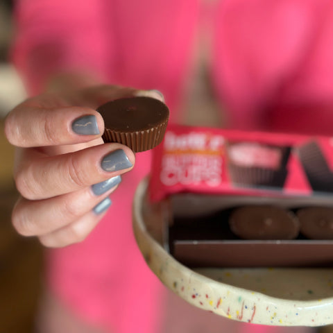 BIO Kubeczki Maślane Orzechowe z Kremem Truskawkowym